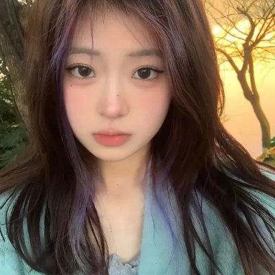 重生后她手握剧本 这一世，她发誓绝不重蹈覆辙