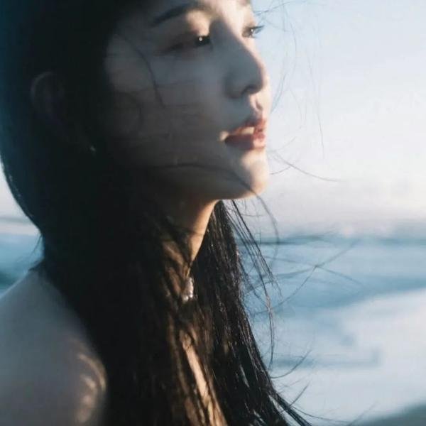 身份曝光后，不孝子痛哭流涕